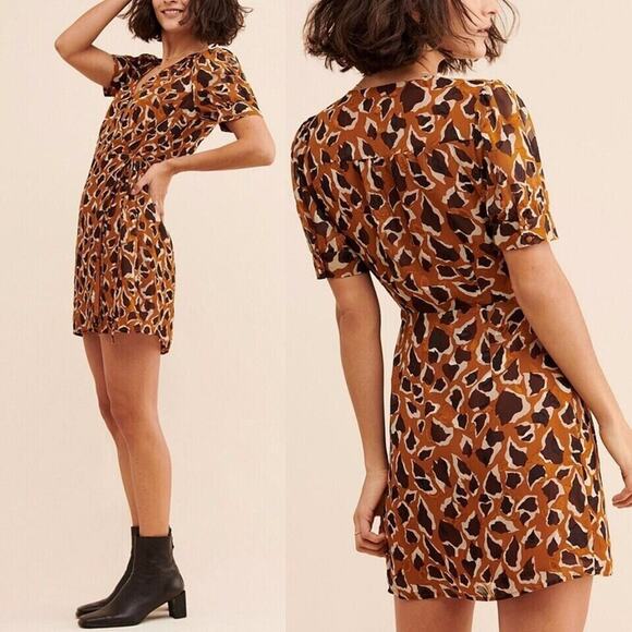 J.O.A NWT Brown Multicolor Dotted + Spotted V-Neck Wrap Mini Dress Size S - Picture 1 of 13